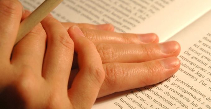Writing for Non-Academic Audiences: Translating Research for the Public Writing for Non-Academic Audiences: Translating Research for the Public